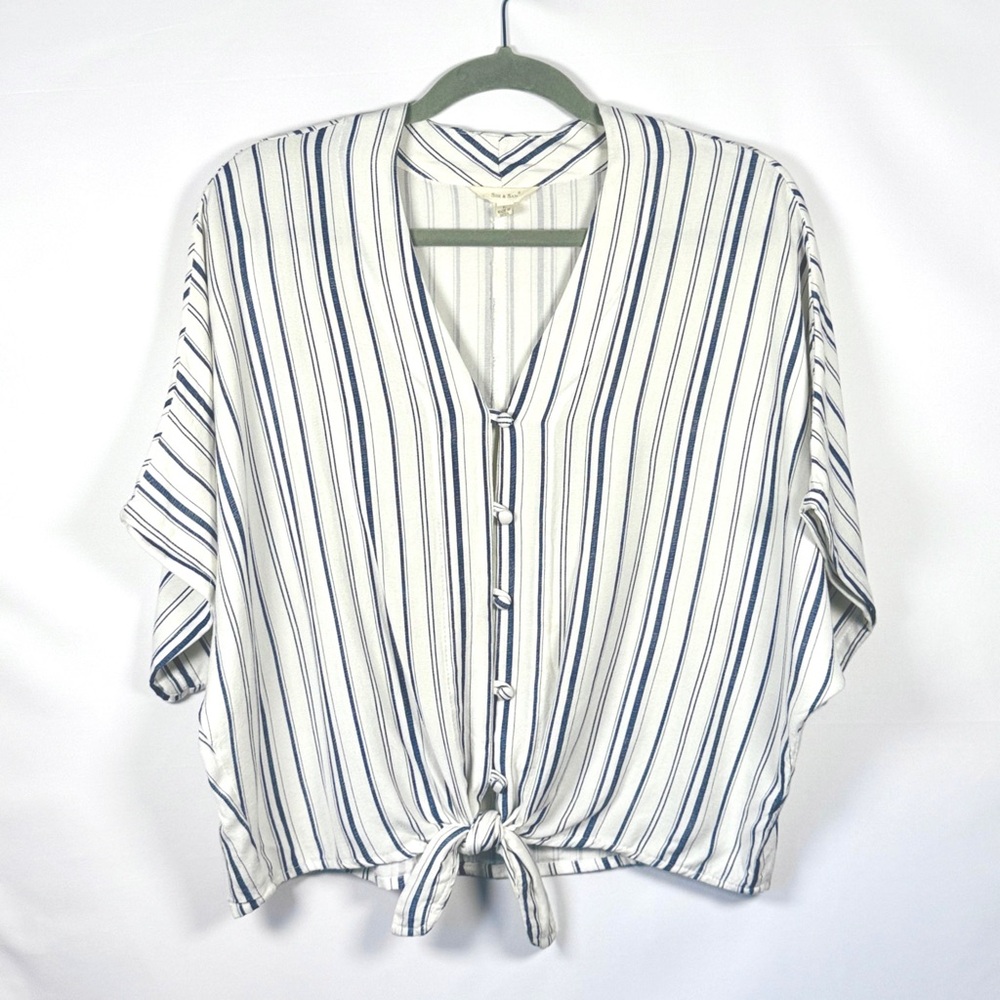 Sim & Sam Cropped Tie-Front Blouse